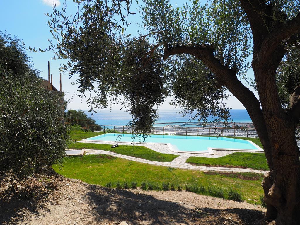 Agriturismo "I Castellari" Pietra Ligure Exterior photo