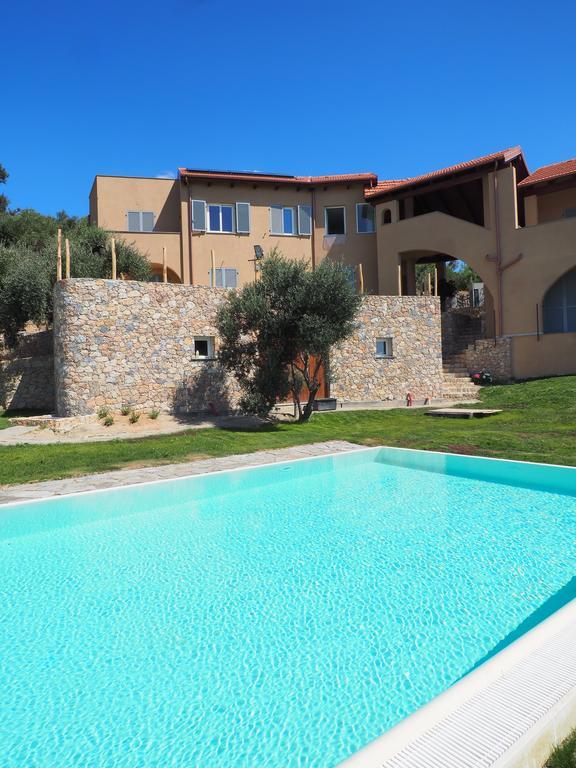 Agriturismo "I Castellari" Pietra Ligure Exterior photo
